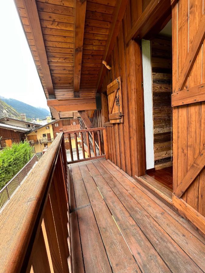 Chalet Mont Blanc De Courmayeur Eksteriør bilde